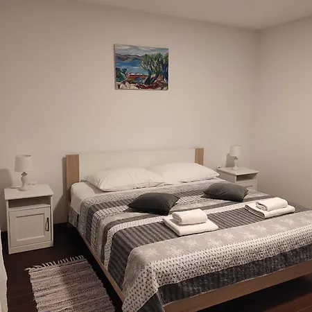 Zoran Vukusic Apartment Kostrena Zimmer foto