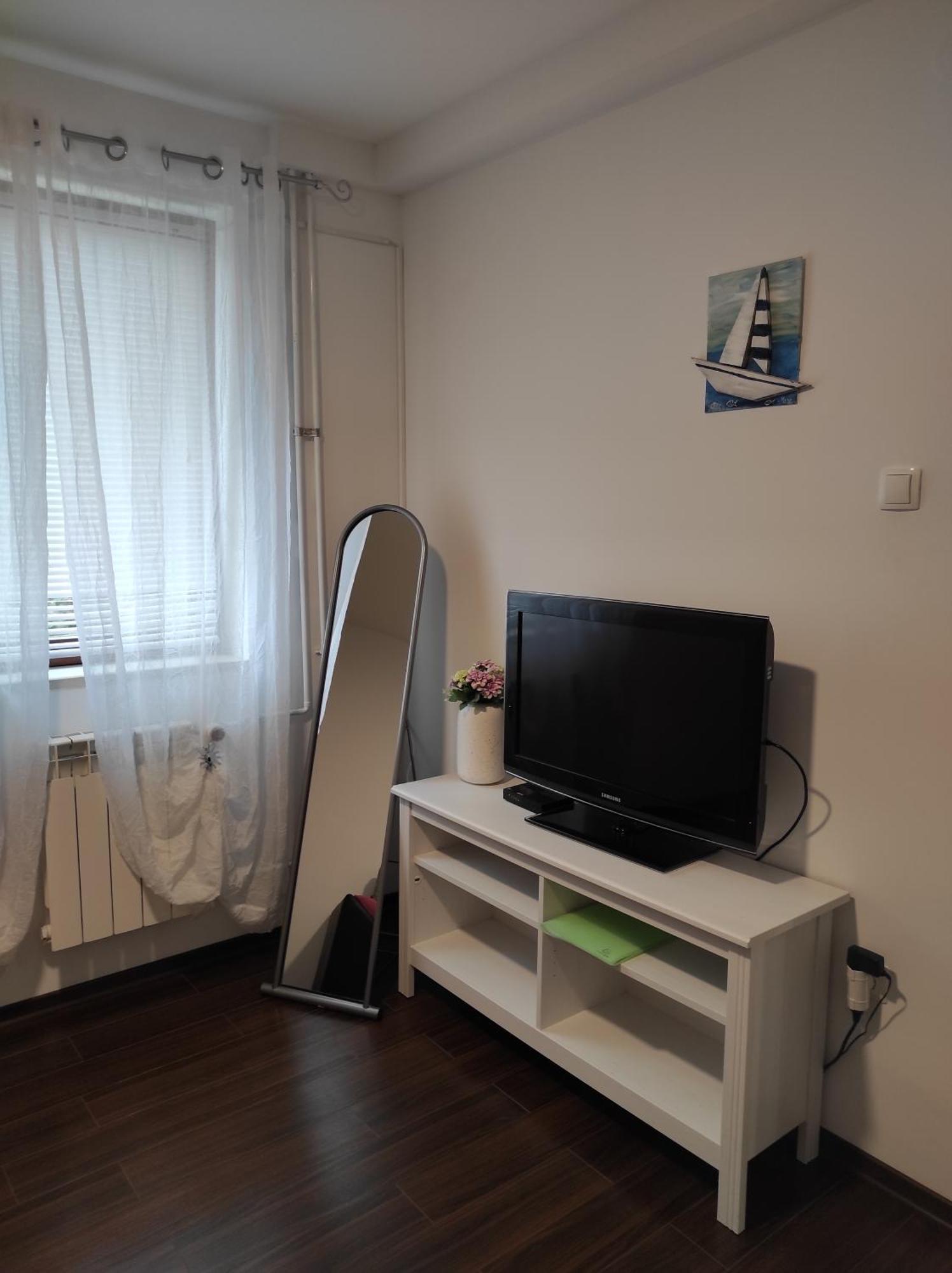 Zoran Vukusic Apartment *